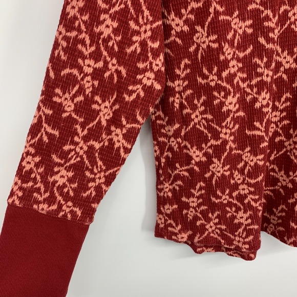 Knox Rose Top Womens Plus Size 1X Red Floral Long Sleeve Thermal Waffle Knit NWT - Picture 4 of 8